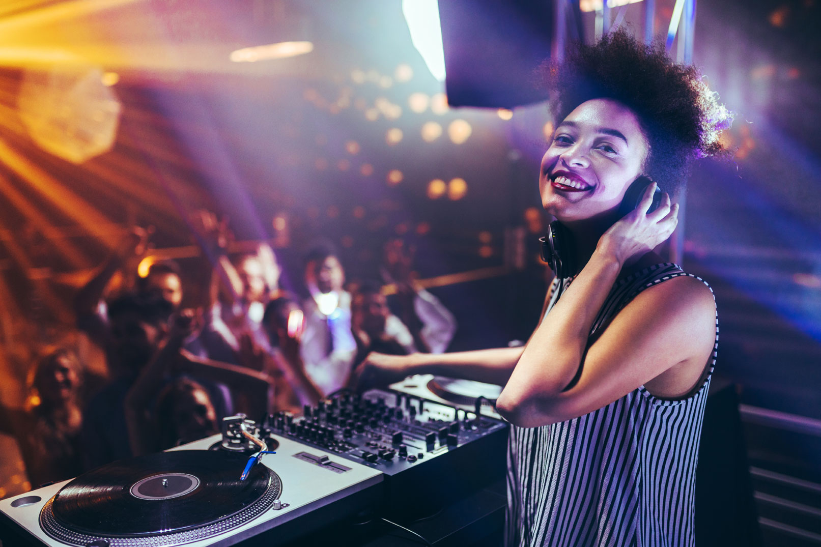 DJ
